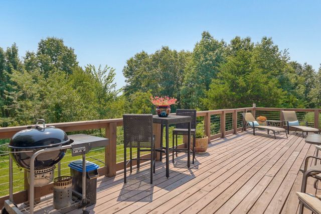 970 E State Highway Ww, Springfield, MO 65803