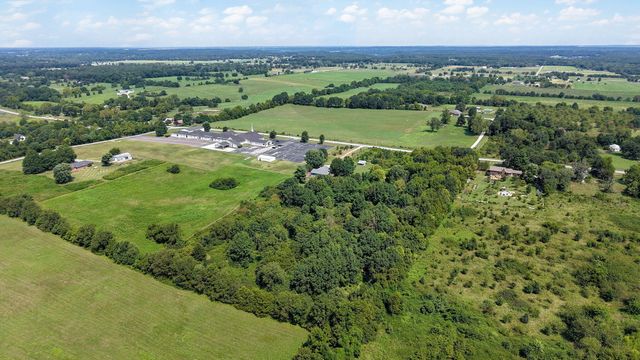 970 E State Highway Ww, Springfield, MO 65803