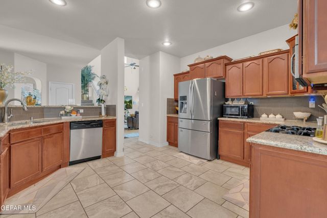 14544 Shady River Avenue, El Paso, TX 79938