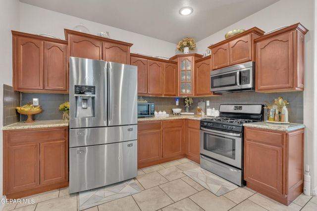 14544 Shady River Avenue, El Paso, TX 79938