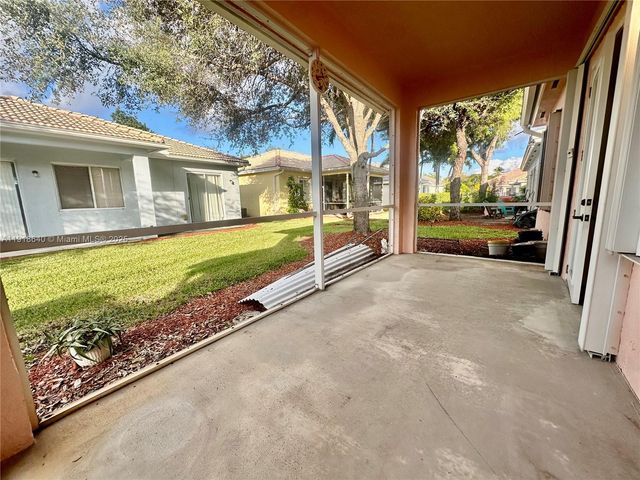 2635 SE 5th Ct, Homestead, FL 33033