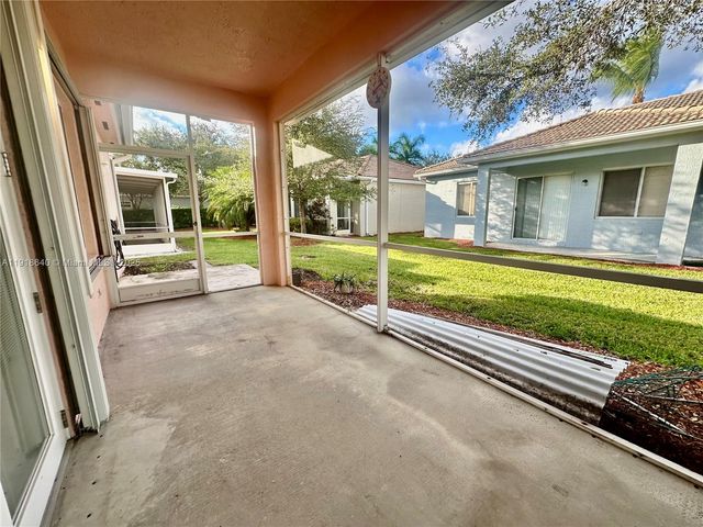 2635 SE 5th Ct, Homestead, FL 33033