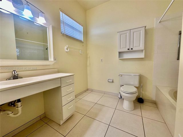 2635 SE 5th Ct, Homestead, FL 33033