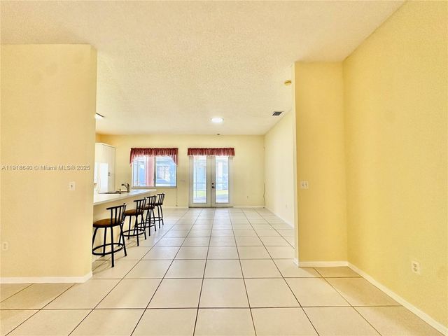 2635 SE 5th Ct, Homestead, FL 33033