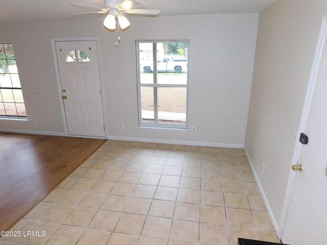 4348 Pinewood Circle, Beaufort, SC 29906