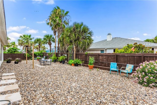 15982 Punta Espada Loop, Corpus Christi, TX 78418