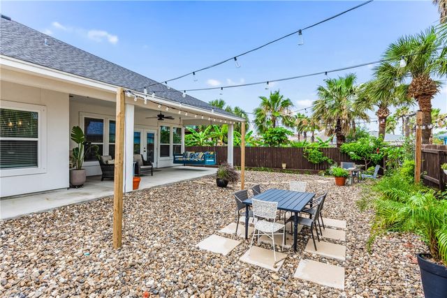 15982 Punta Espada Loop, Corpus Christi, TX 78418