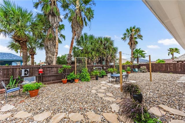 15982 Punta Espada Loop, Corpus Christi, TX 78418