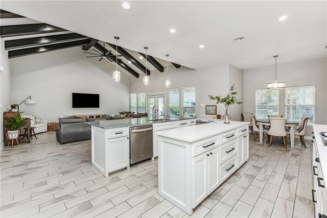 15982 Punta Espada Loop, Corpus Christi, TX 78418