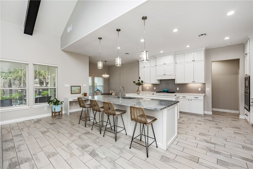 15982 Punta Espada Loop, Corpus Christi, TX 78418 — photo 5