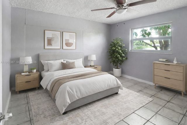 3241 NW 40th St, Lauderdale Lakes, FL 33309