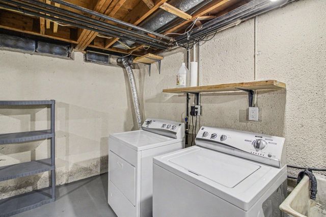 2775 Page Avenue, Ann Arbor, MI 48104