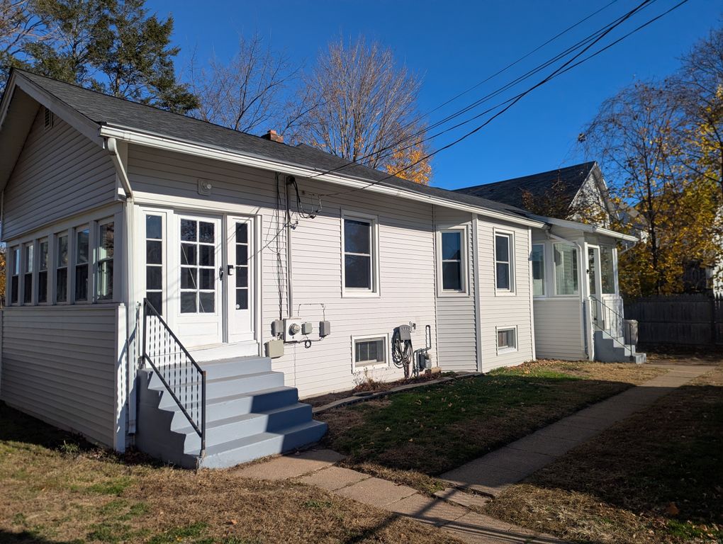 23 Summit Street, Manchester, CT 06040