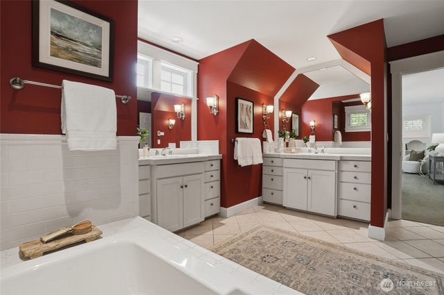 474 Glen Hollow Place SW, Bainbridge Island, WA 98110