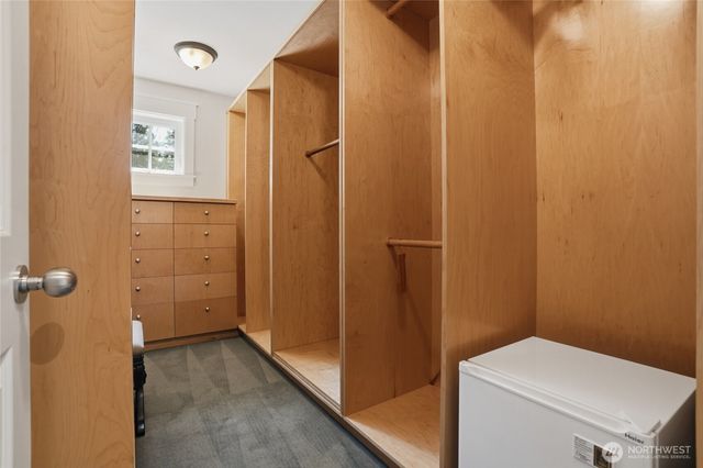 474 Glen Hollow Place SW, Bainbridge Island, WA 98110