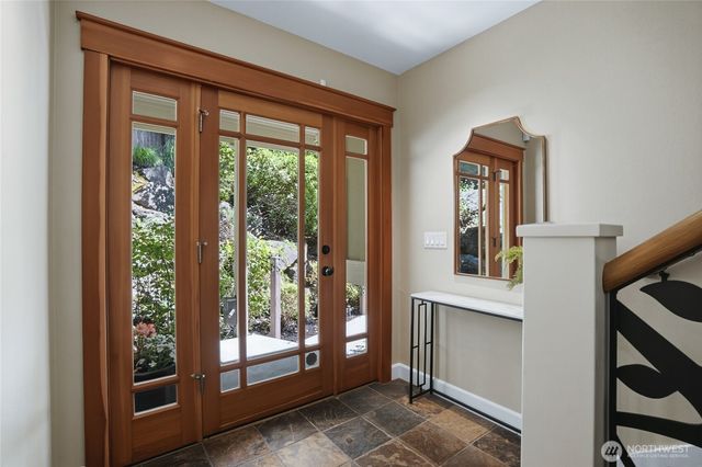 474 Glen Hollow Place SW, Bainbridge Island, WA 98110