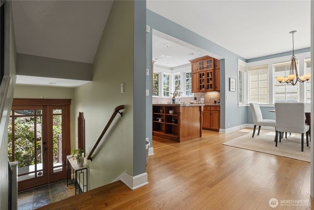 474 Glen Hollow Place SW, Bainbridge Island, WA 98110