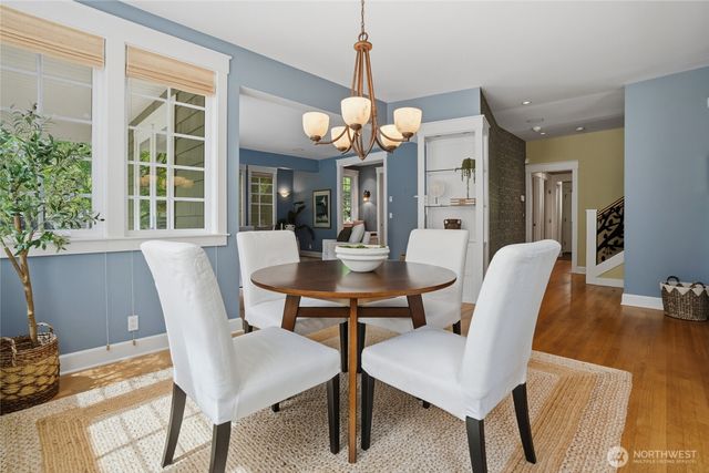 474 Glen Hollow Place SW, Bainbridge Island, WA 98110