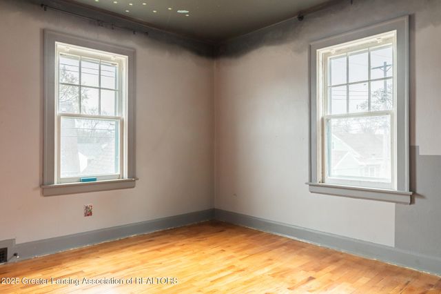 314 Memphis Street, Lansing, MI 48915