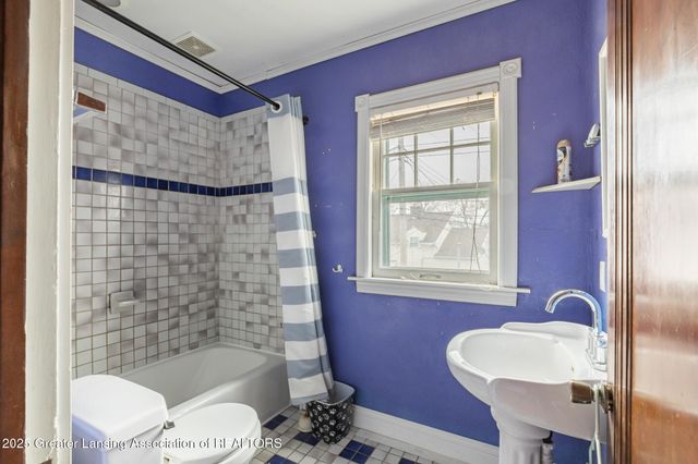 314 Memphis Street, Lansing, MI 48915