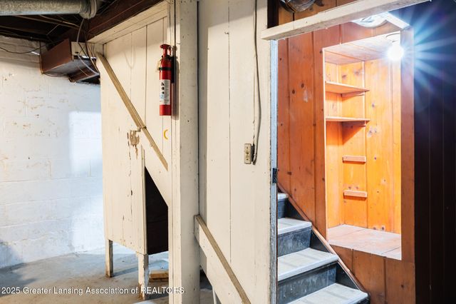 314 Memphis Street, Lansing, MI 48915