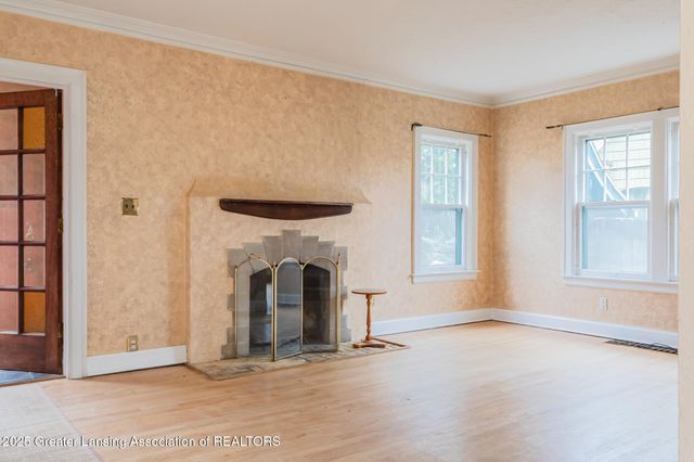 314 Memphis Street, Lansing, MI 48915