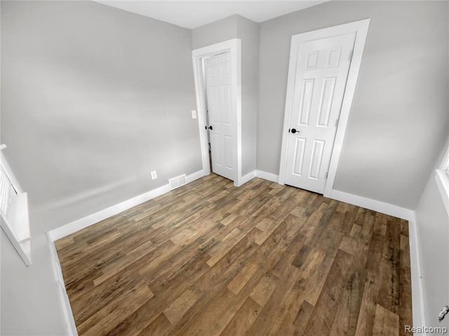 6395 Stahelin Avenue, Detroit, MI 48228