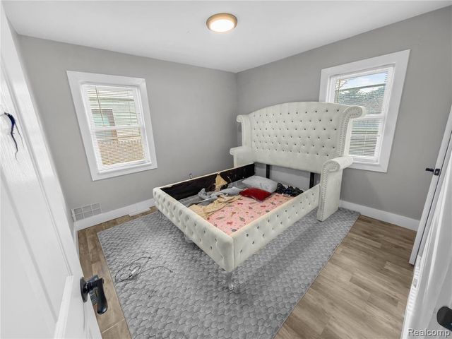 6395 Stahelin Avenue, Detroit, MI 48228