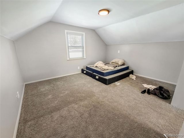 6395 Stahelin Avenue, Detroit, MI 48228