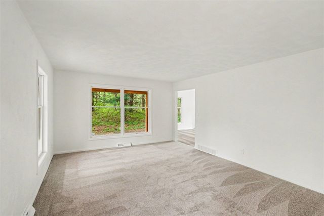 123 Old Lantern Trail, Battle Creek, MI 49017