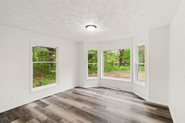 123 Old Lantern Trail, Battle Creek, MI 49017