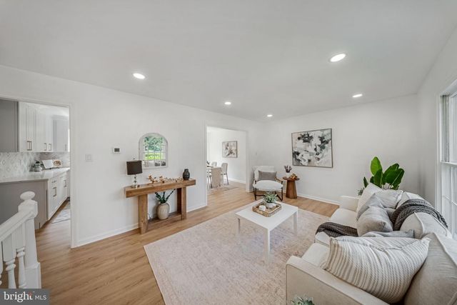 2406 TIMBERCREST DR, District Heights, MD 20747