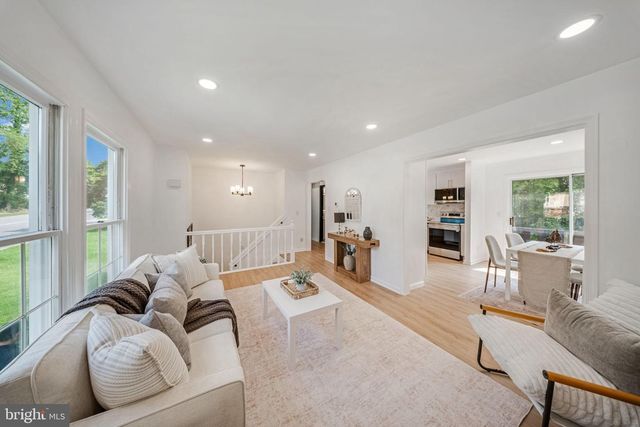 2406 TIMBERCREST DR, District Heights, MD 20747