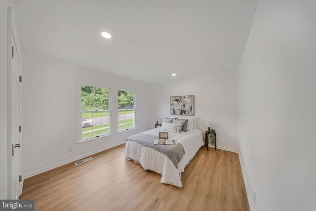 2406 TIMBERCREST DR, District Heights, MD 20747