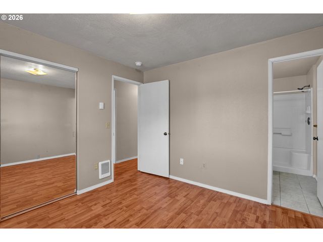 1250 34TH Pl, Florence, OR 97439