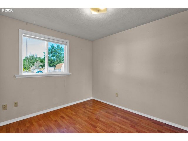 1250 34TH Pl, Florence, OR 97439