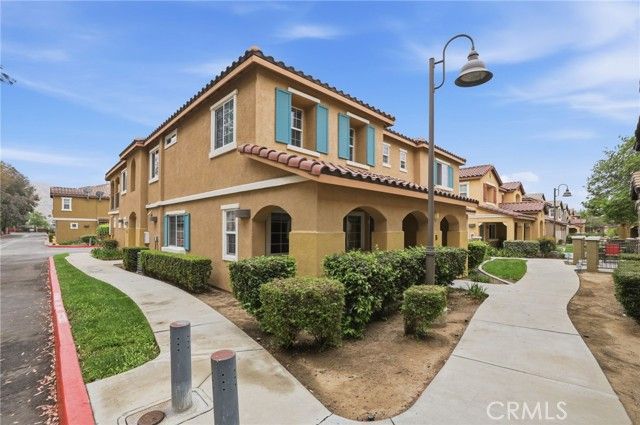 25868 Iris Avenue B, Moreno Valley, CA 92551