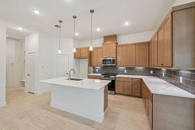 26241 E Outrider Banks Circle, Montgomery, TX 77316