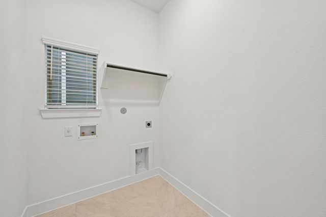 26241 E Outrider Banks Circle, Montgomery, TX 77316