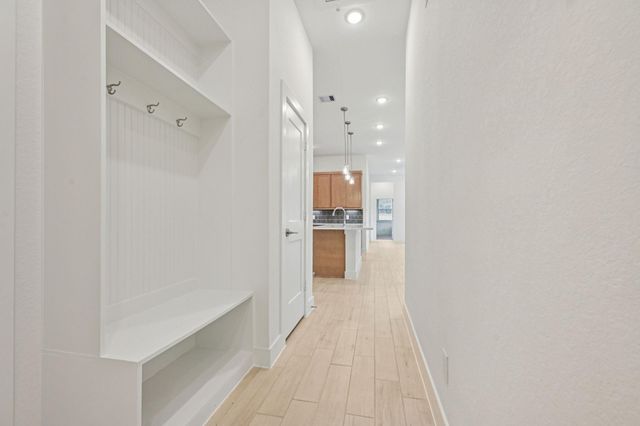 26241 E Outrider Banks Circle, Montgomery, TX 77316