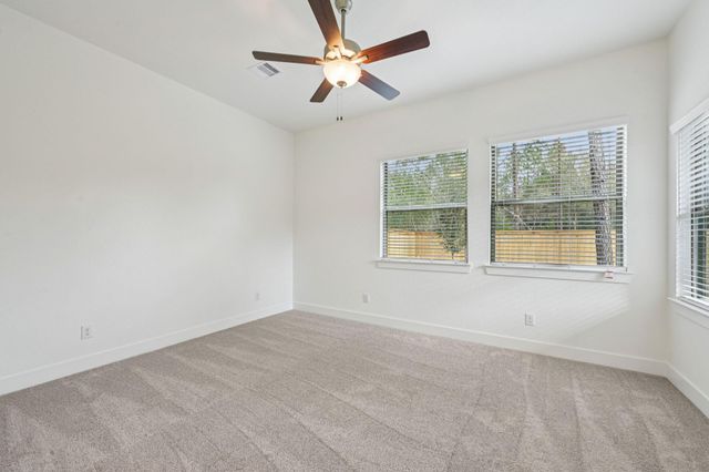 26241 E Outrider Banks Circle, Montgomery, TX 77316