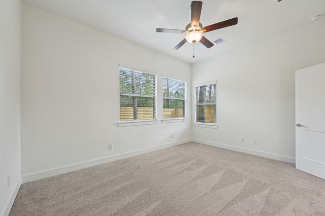 26241 E Outrider Banks Circle, Montgomery, TX 77316