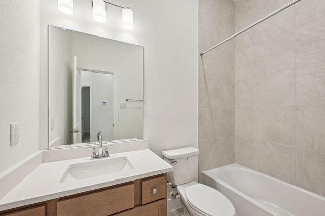 26241 E Outrider Banks Circle, Montgomery, TX 77316