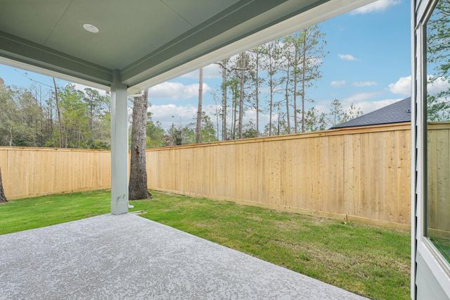 26241 E Outrider Banks Circle, Montgomery, TX 77316