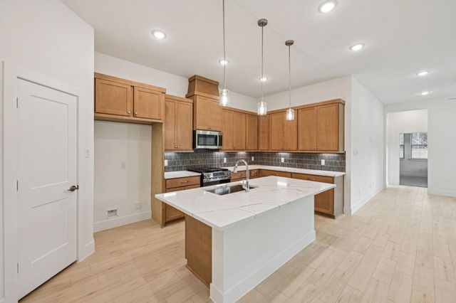 26241 E Outrider Banks Circle, Montgomery, TX 77316