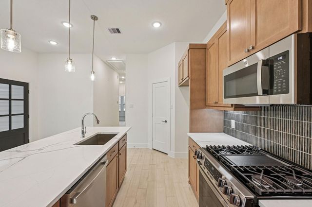 26241 E Outrider Banks Circle, Montgomery, TX 77316