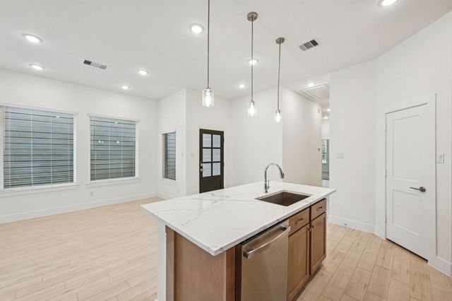 26241 E Outrider Banks Circle, Montgomery, TX 77316