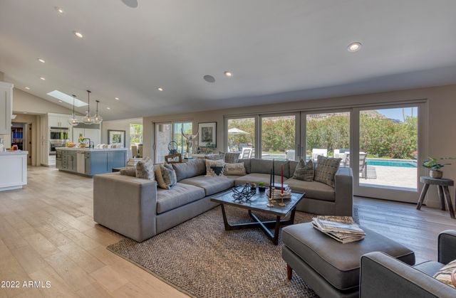 4630 E CLEARWATER Parkway, Paradise Valley, AZ 85253