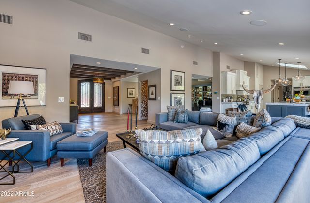 4630 E CLEARWATER Parkway, Paradise Valley, AZ 85253