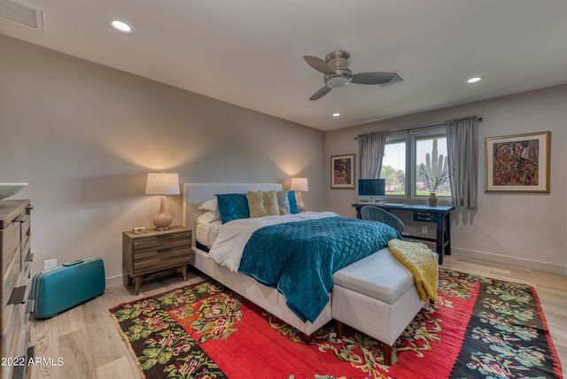 4630 E CLEARWATER Parkway, Paradise Valley, AZ 85253